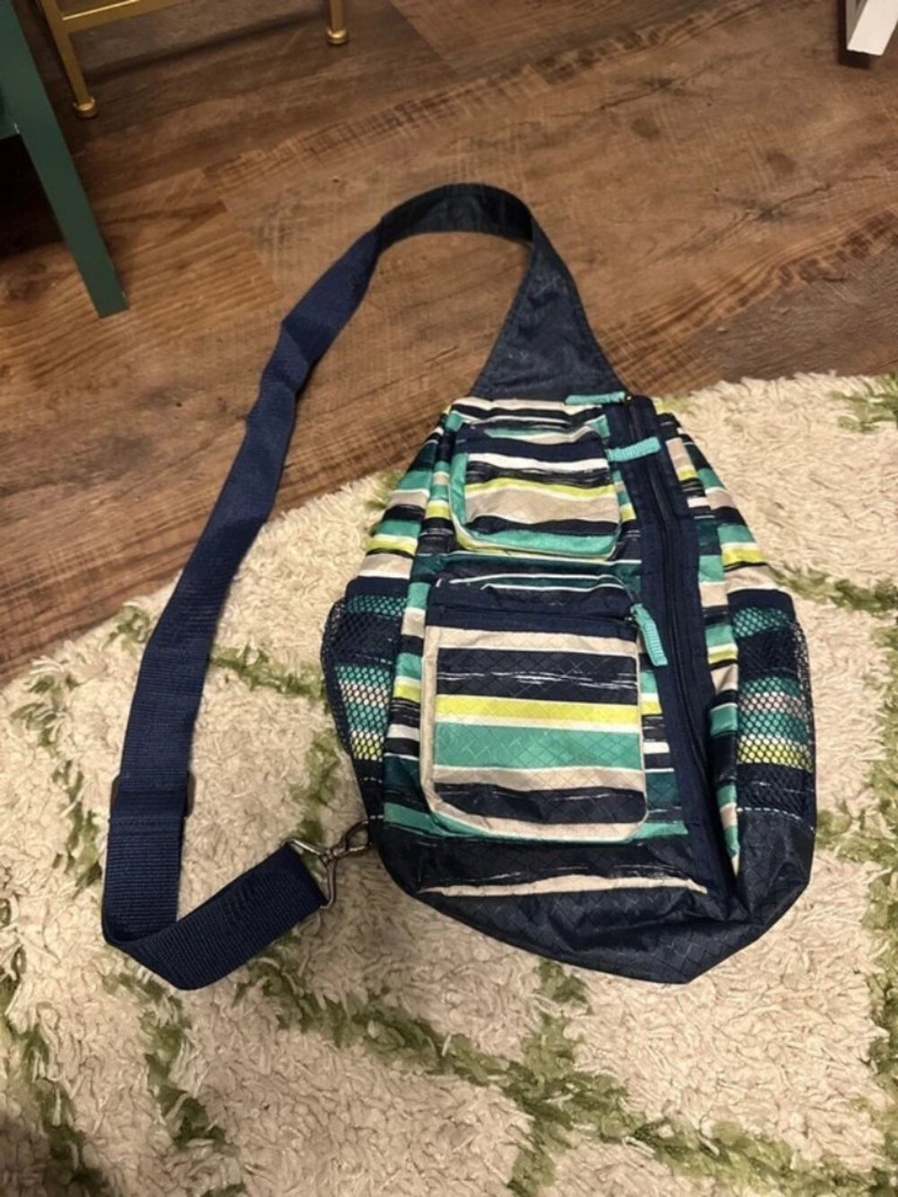 Thirty One Cross Body Messenger Bag